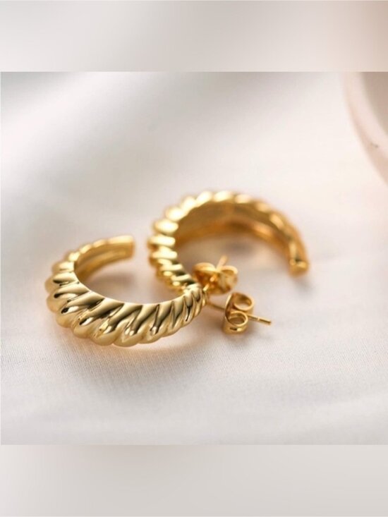 Jewelry - 14k Gold Plated Crossiant Cuff Hoop Earrings